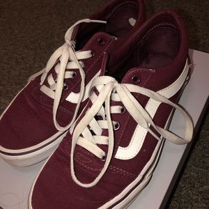 Size 8 Maroon Women’s Vans (Gently used)